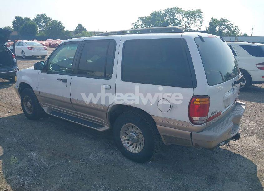 Photo 3 of 2000 Mercury Mountaineer N/A (VIN 4M2ZU86PXYUJ01320)
