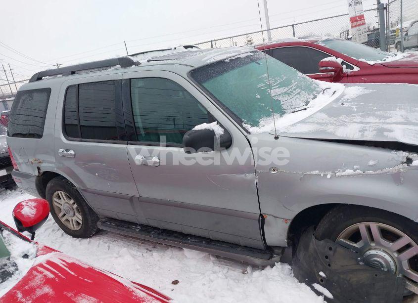 Photo 13 of 2005 Mercury Mountaineer N/A (VIN 4M2ZU86W05UJ02804)