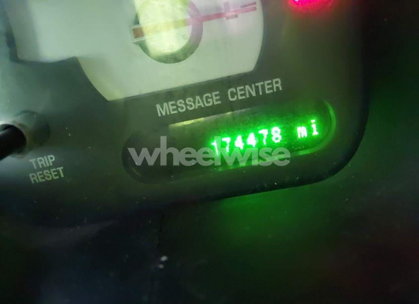 Photo 15 of 2005 Mercury Mountaineer N/A (VIN 4M2ZU86W05UJ02804)