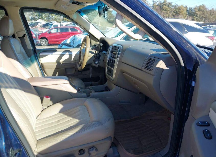Photo 5 of 2005 Mercury Mountaineer N/A (VIN 4M2ZU86W15UJ16890)