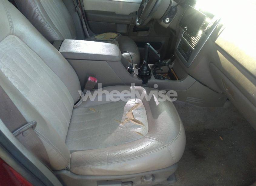 Photo 5 of 2004 Mercury Mountaineer N/A (VIN 4M2ZU86W24ZJ33991)