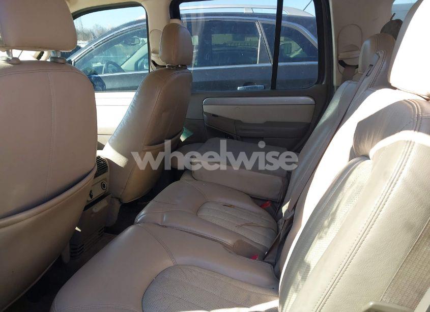 Photo 8 of 2004 Mercury Mountaineer N/A (VIN 4M2ZU86W24ZJ40505)