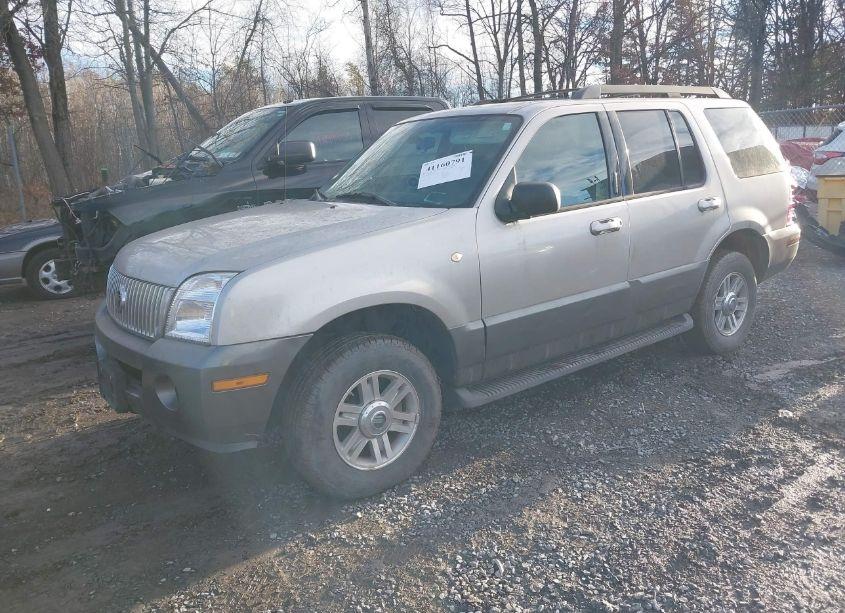 Photo 2 of 2005 Mercury Mountaineer N/A (VIN 4M2ZU86W55UJ02894)