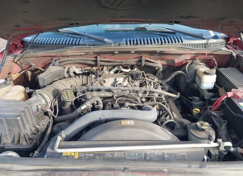 Photo 10 of 2005 Mercury Mountaineer N/A (VIN 4M2ZU86W75UJ06221)