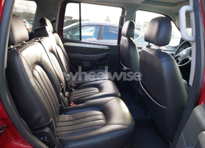 Photo 8 of 2005 Mercury Mountaineer N/A (VIN 4M2ZU86W75UJ06221)