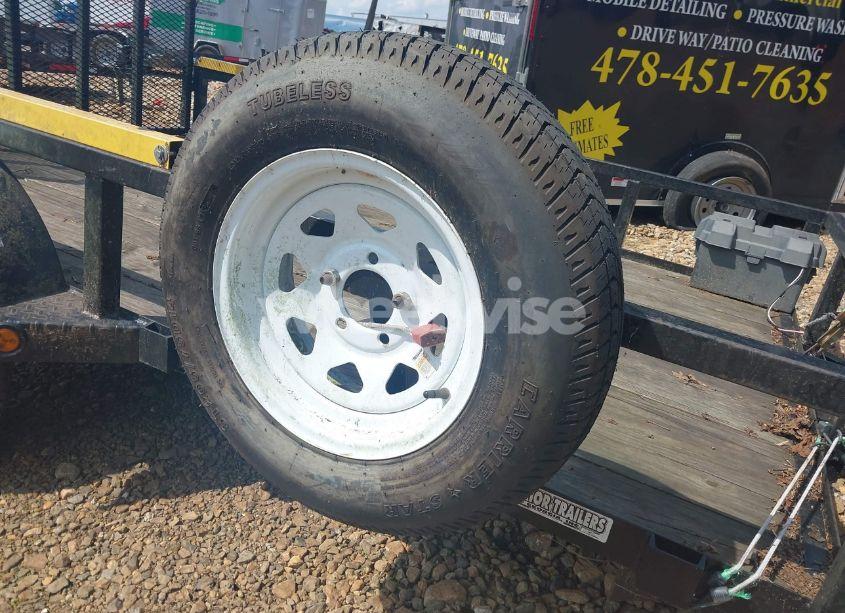 Photo 14 of 2015 Superior Trailers UTILITY TRAILER (VIN 4M8US1013FD000702)