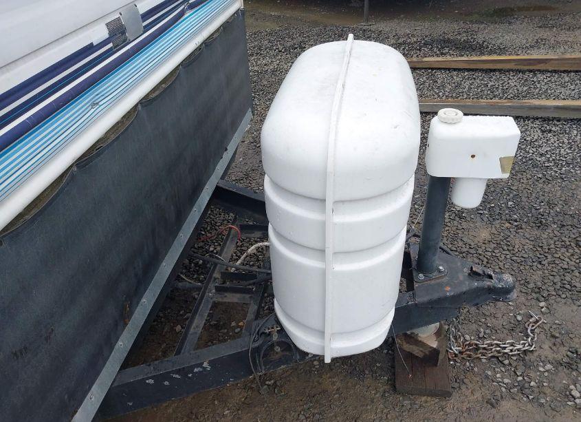 Photo 10 of 2000 Nash Other N/A (VIN 4N11J2624Y0110651)