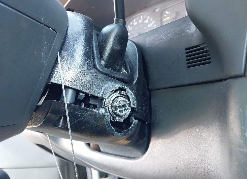 Photo 6 of 1999 Nissan Quest GLE/GXE/SE (VIN 4N2XN11T6XD829475)