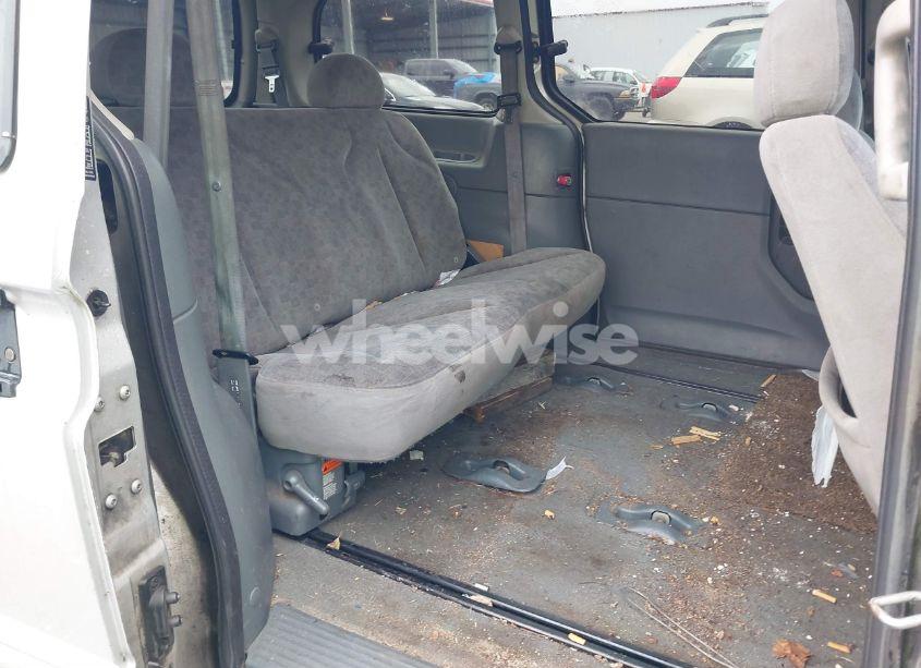 Photo 8 of 2001 Nissan Quest GXE (VIN 4N2ZN15T21D814272)