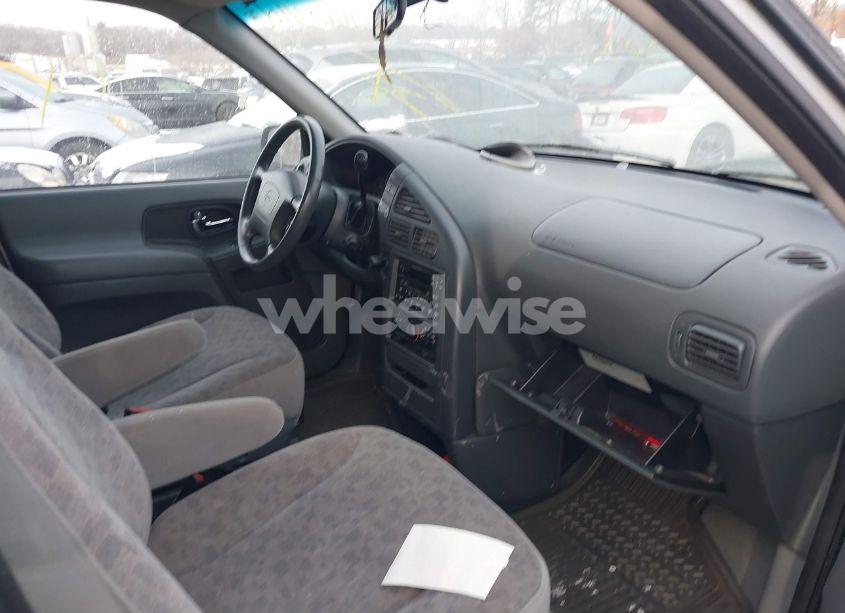 Photo 5 of 2001 Nissan Quest GXE (VIN 4N2ZN15T21D814546)