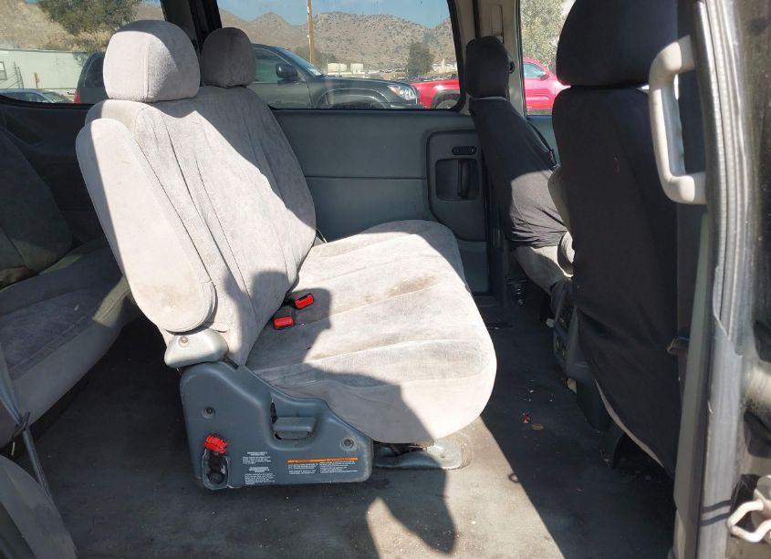 Photo 8 of 2001 Nissan Quest GXE (VIN 4N2ZN15T81D826619)