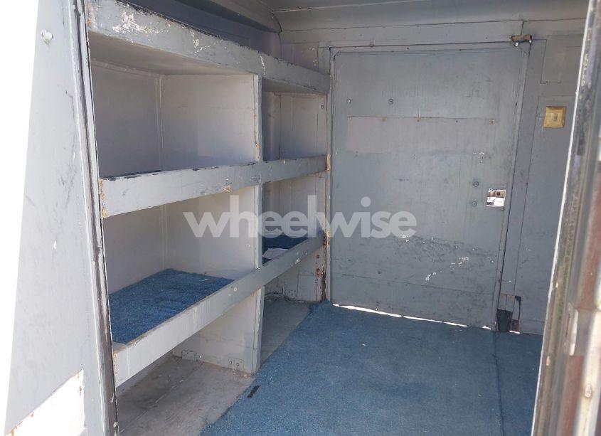 Photo 5 of 2000 Pace Enclosed TRA (VIN 4P2FB1218YU018818)