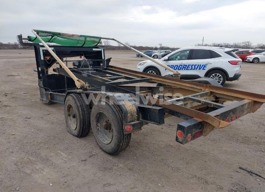 Photo 3 of 2022 Pj Trailers UNKNOWN (VIN 4P53D2328N1369173)