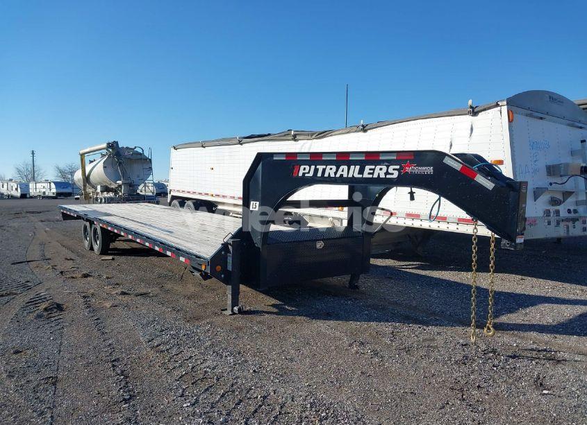2024 Pj Trailers TRAILER (VIN 4P53F412XR1409624) main photo