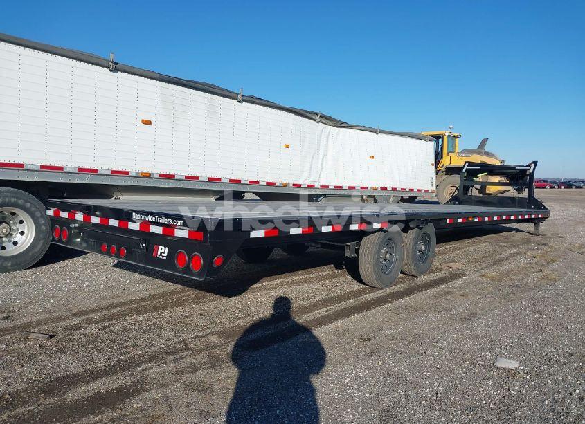Photo 4 of 2024 Pj Trailers TRAILER (VIN 4P53F412XR1409624)