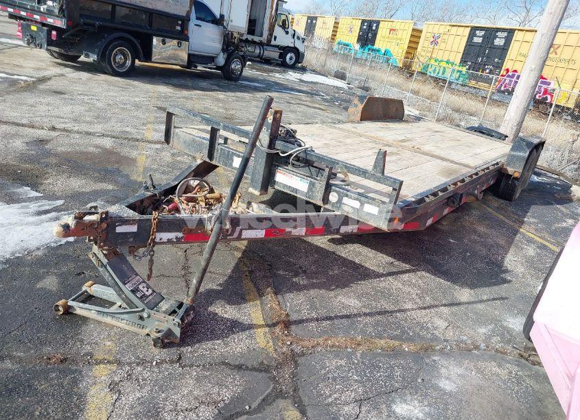 Photo 2 of 2017 Pj Trailers UNKNOWN (VIN 4P5T62420H3024723)