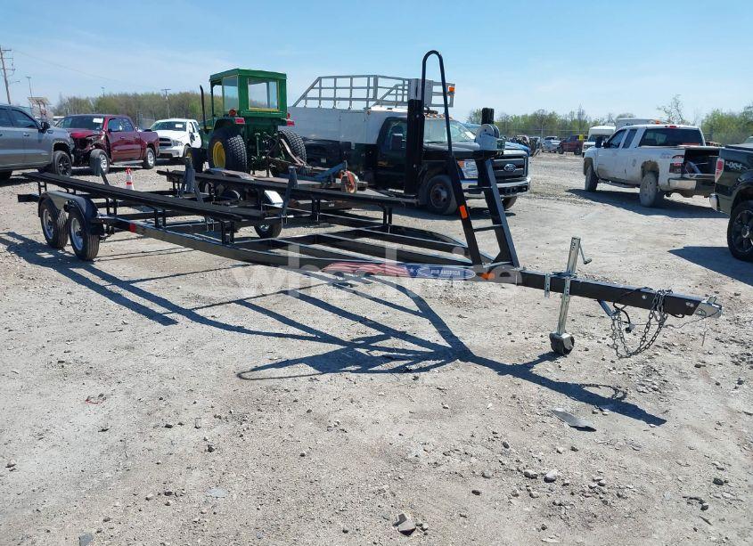 2021 American Trailer PONTOON PT22T /13BJ-LED (VIN 4PGBP2221ML085799) main photo