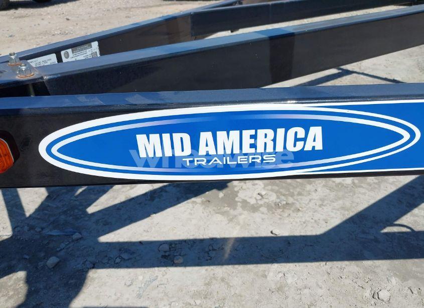 Photo 11 of 2021 American Trailer PONTOON PT22T /13BJ-LED (VIN 4PGBP2221ML085799)