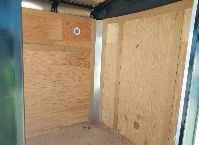 Photo 5 of 2015 Interstate West CORP INTERSTATE WEST CORP (VIN 4RACS1015FC040441)