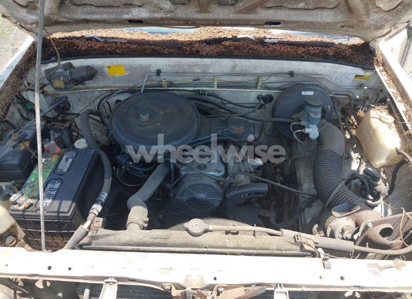 Photo 10 of 1992 Isuzu Conventional SHORT WHEELBASE (VIN 4S1CL11L3N4207154)