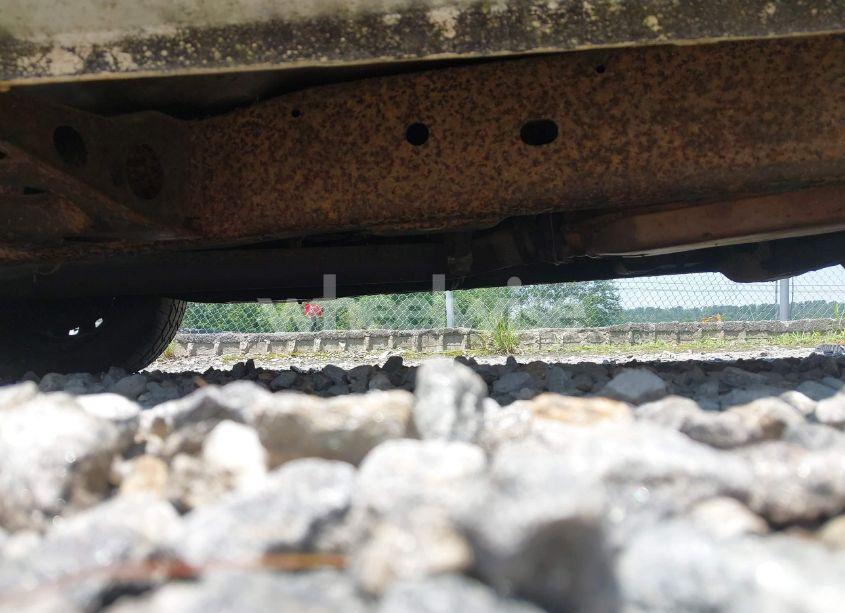 Photo 17 of 1992 Isuzu Conventional SHORT WHEELBASE (VIN 4S1CL11L3N4207154)