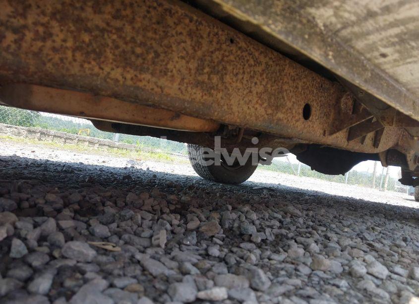 Photo 18 of 1992 Isuzu Conventional SHORT WHEELBASE (VIN 4S1CL11L3N4207154)