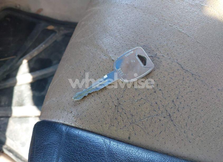 Photo 11 of 2002 Isuzu Axiom XS (VIN 4S2DF58X624608507)