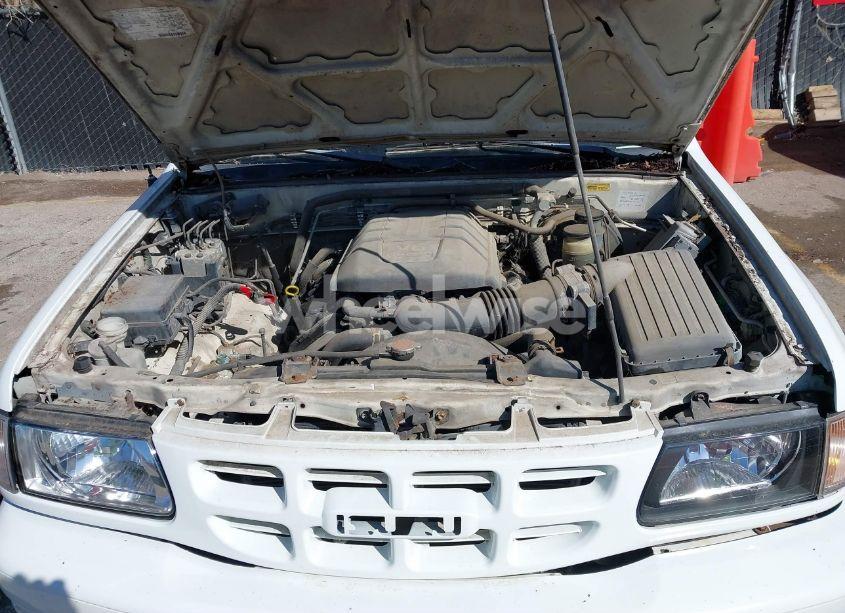 Photo 10 of 2002 Isuzu Rodeo LS 3.2L/LSE 3.2L V6/S/S 3.2L V6 (VIN 4S2DM58W624304459)