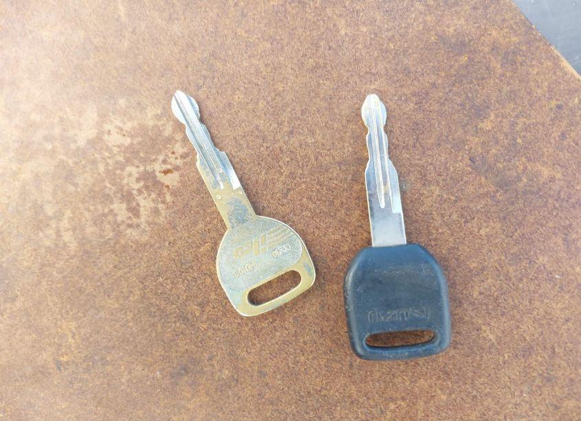 Photo 11 of 2000 Isuzu Rodeo LS/LSE/S (VIN 4S2DM58W9Y4301998)