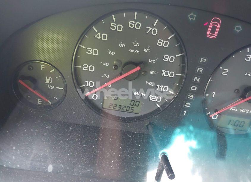 Photo 7 of 2002 Subaru Outback H6-3.0/H6-3.0 VDC (VIN 4S3BE896427216301)