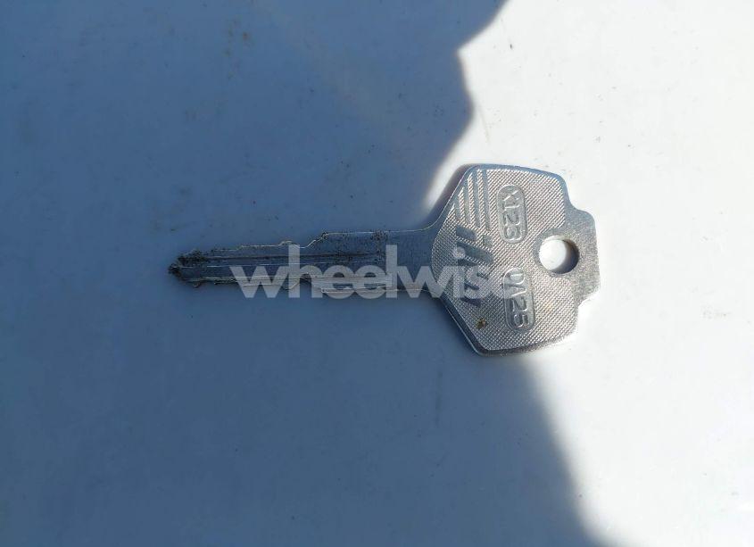 Photo 11 of 1996 Subaru Legacy OUTBACK (VIN 4S3BG4858T6984947)