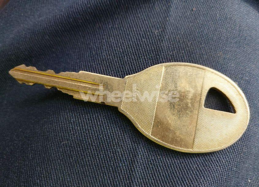 Photo 11 of 1996 Subaru Legacy OUTBACK (VIN 4S3BG6857T7972309)