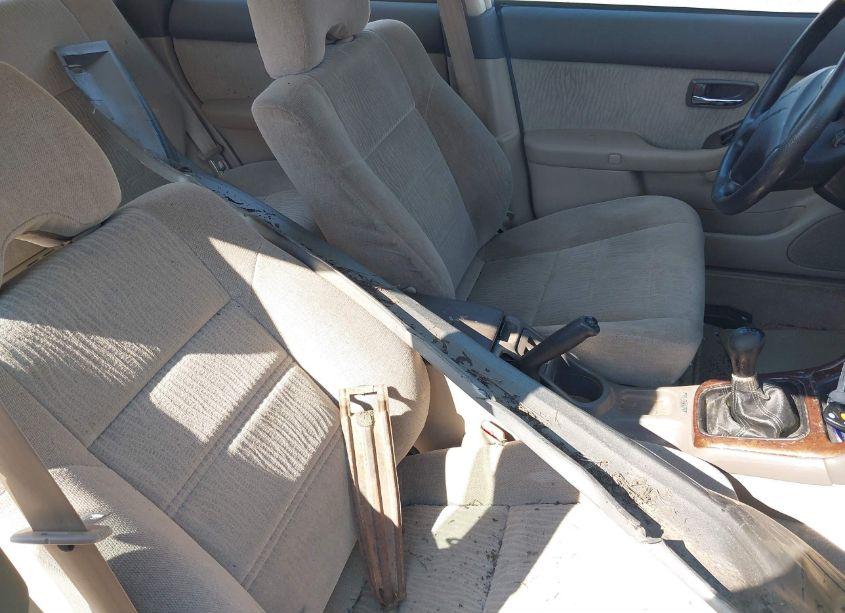 Photo 12 of 2001 Subaru Outback (VIN 4S3BH665216621715)