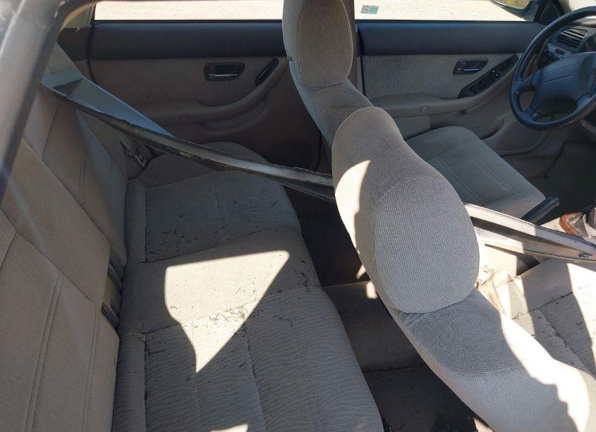 Photo 18 of 2001 Subaru Outback (VIN 4S3BH665216621715)