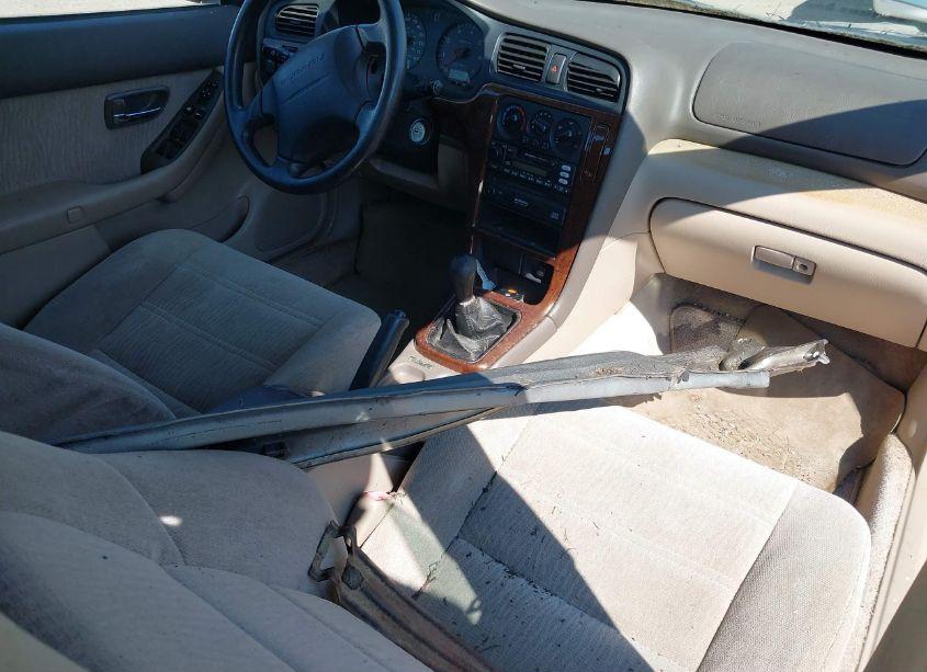 Photo 19 of 2001 Subaru Outback (VIN 4S3BH665216621715)