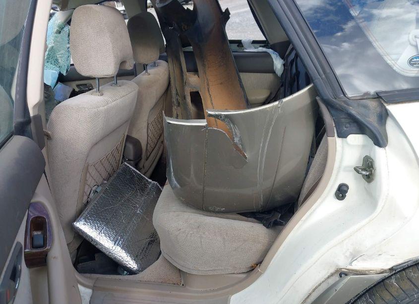 Photo 8 of 2002 Subaru Outback (VIN 4S3BH665327646408)