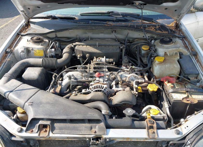 Photo 10 of 2004 Subaru Outback (VIN 4S3BH675247612817)