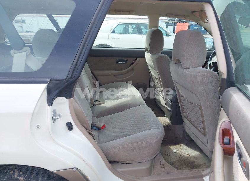 Photo 8 of 2004 Subaru Outback (VIN 4S3BH675247639368)