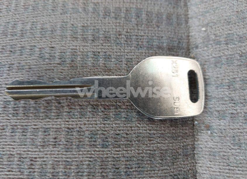 Photo 11 of 2001 Subaru Outback (VIN 4S3BH675517678807)