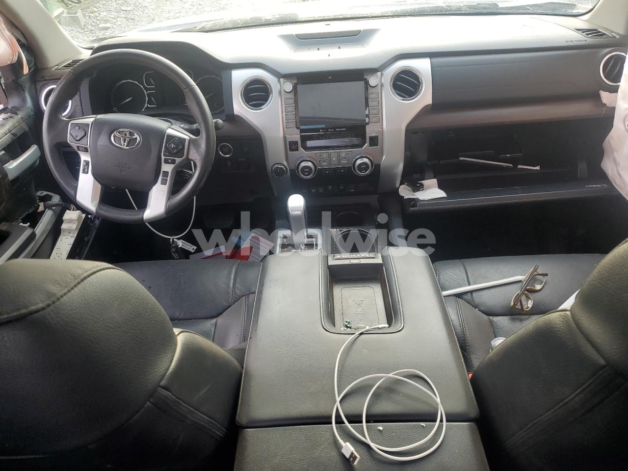 Photo 8 of 2021 TOYOTA TUNDRA CREWMAX LIMITED (VIN 4S3BH675X26655739)