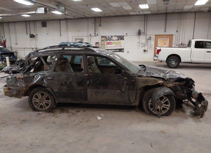 Photo 13 of 2004 Subaru Outback H6-3.0 L.L. BEAN EDITION (VIN 4S3BH806547638892)