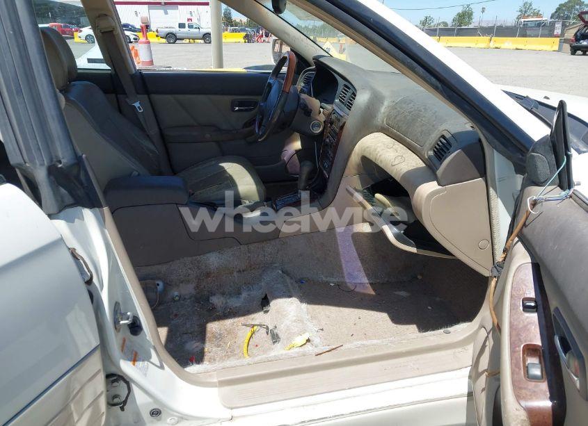 Photo 5 of 2004 Subaru Outback H6-3.0 L.L. BEAN EDITION (VIN 4S3BH806647604220)