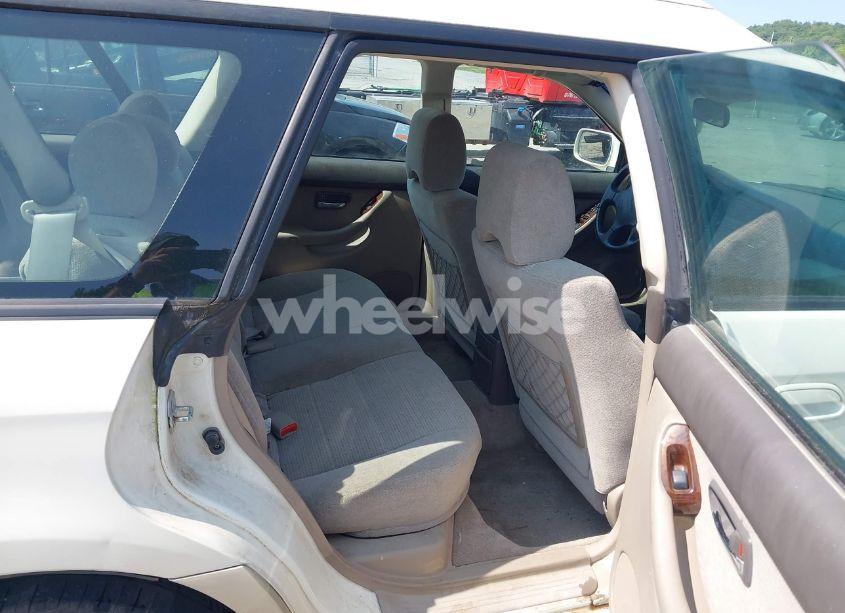 Photo 8 of 2004 Subaru Outback H6-3.0 (VIN 4S3BH815647635442)