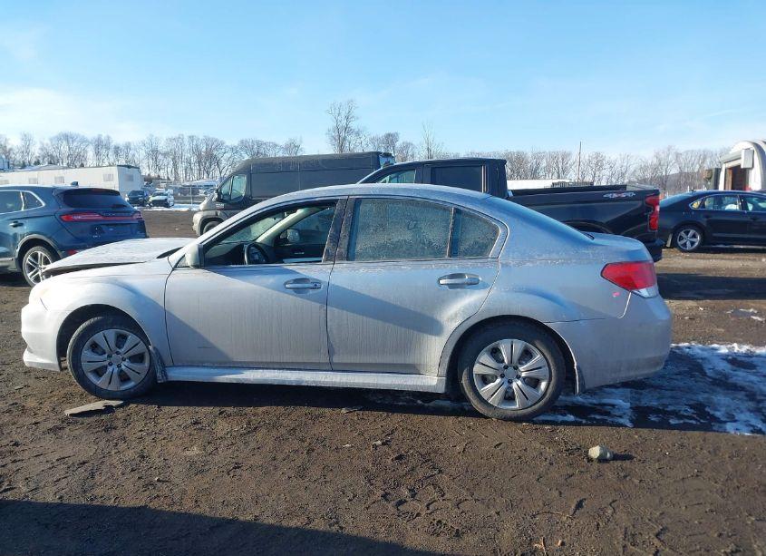 Photo 14 of 2013 Subaru Legacy 2.5I (VIN 4S3BMBA60D3013900)