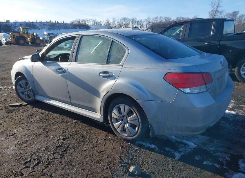 Photo 3 of 2013 Subaru Legacy 2.5I (VIN 4S3BMBA60D3013900)