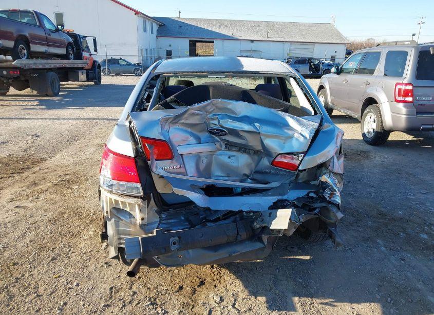 Photo 16 of 2014 Subaru Legacy 2.5I (VIN 4S3BMBA60E3015308)