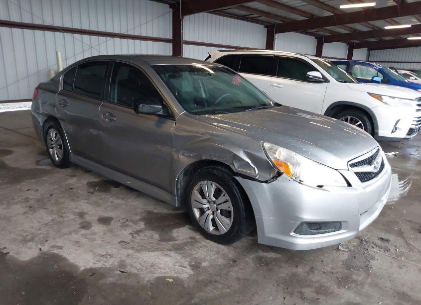 2010 Subaru Legacy 2.5I (VIN 4S3BMBA61A3222395) main photo
