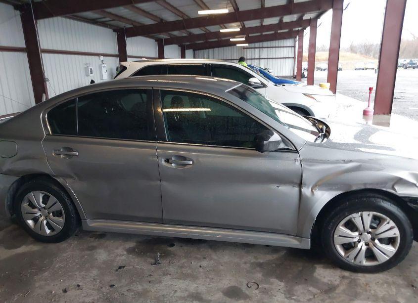 Photo 13 of 2010 Subaru Legacy 2.5I (VIN 4S3BMBA61A3222395)