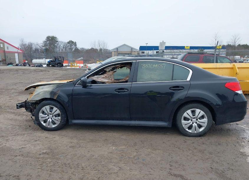 Photo 13 of 2014 Subaru Legacy 2.5I (VIN 4S3BMBA63E3004237)