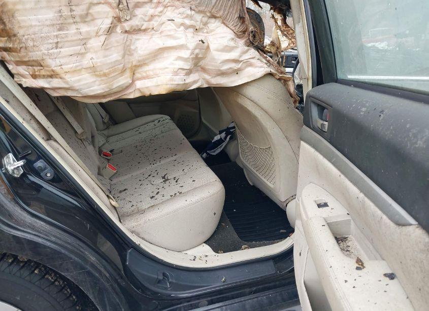 Photo 8 of 2014 Subaru Legacy 2.5I (VIN 4S3BMBA63E3004237)